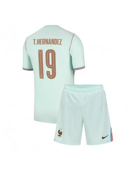 Frankrike Theo Hernandez #19 Replika Borta Kläder Barn VM 2026 Kortärmad (+ byxor)